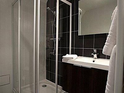 Logis Hotel Le Prieure Des Gourmands Шатобриан Экстерьер фото